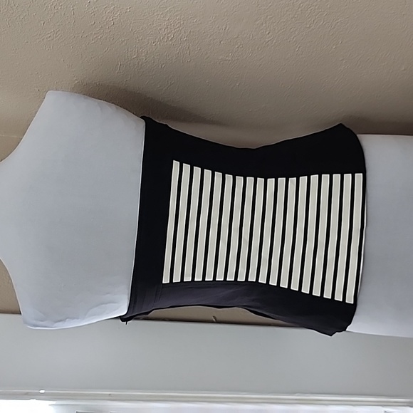 🌞WHBM Striped Tube top🌞 - Picture 4 of 8